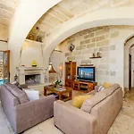 Hamlet 1 Casa di campagna Għasri